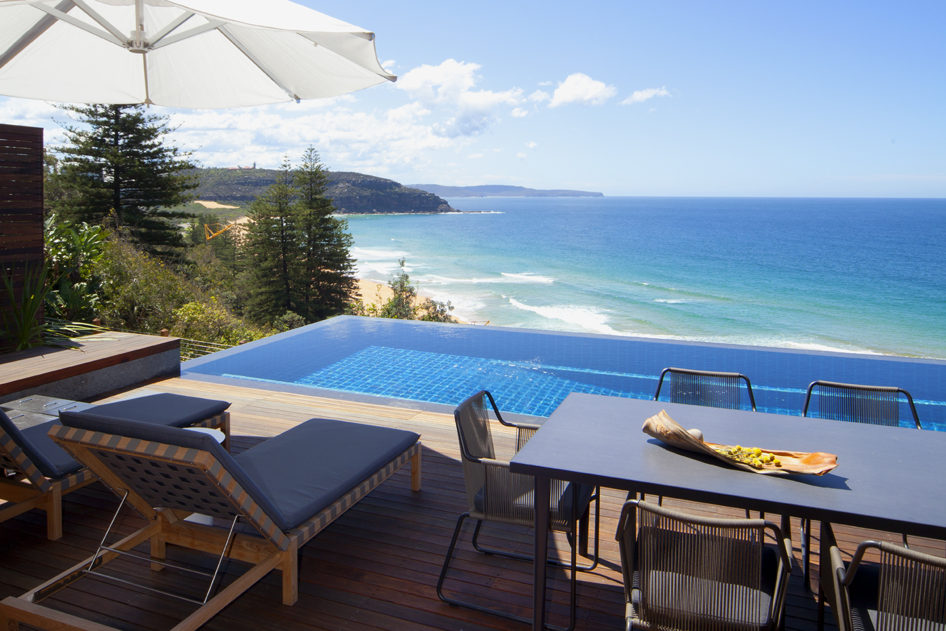 Accommodation Whale Beach NSW Sydney